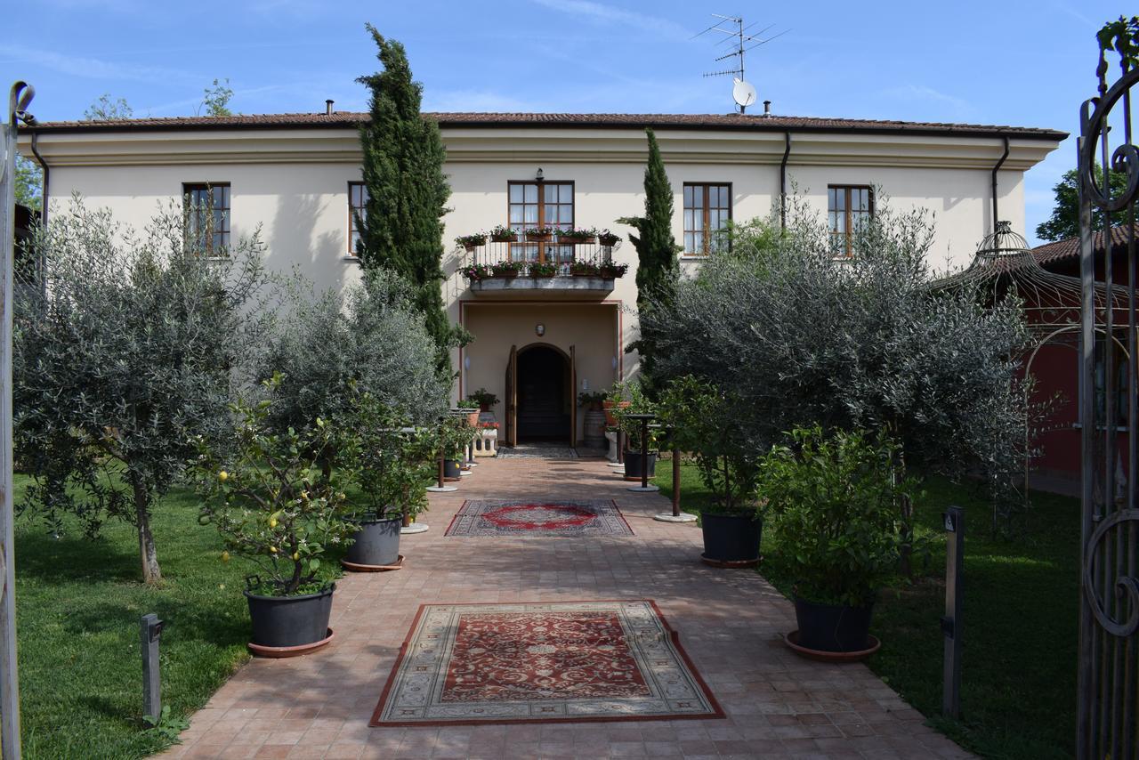 Agriturismo Mulino Bianco Lonato del Garda Exterior foto