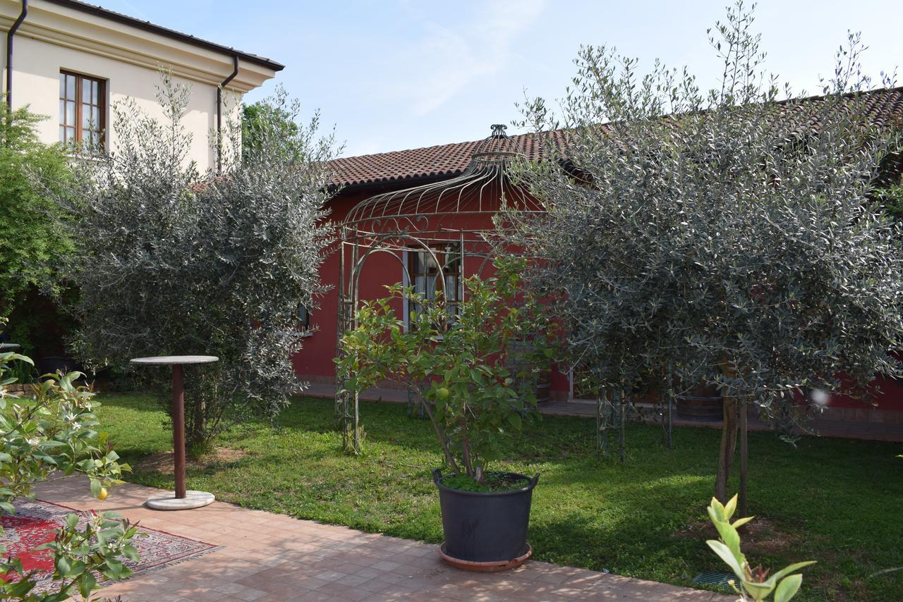 Agriturismo Mulino Bianco Lonato del Garda Exterior foto
