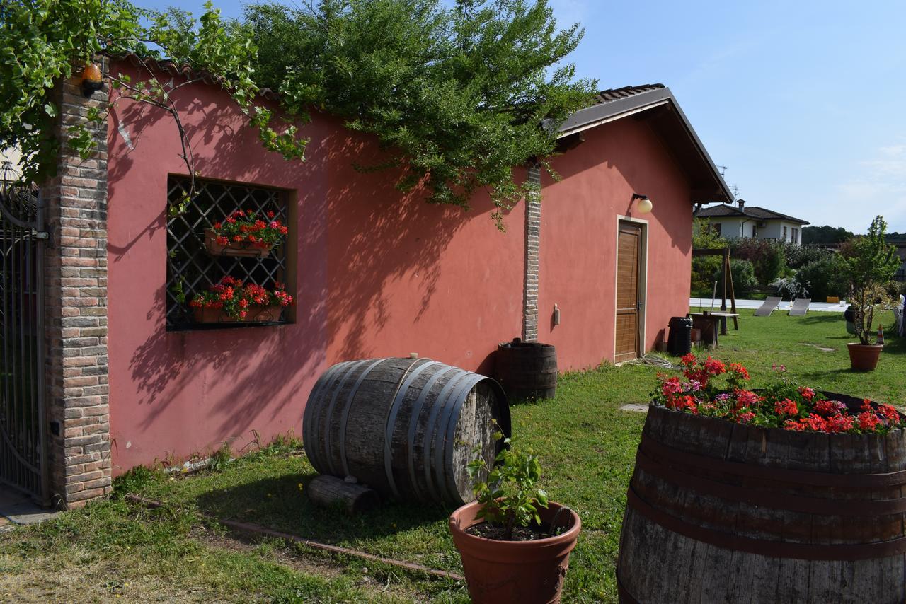 Agriturismo Mulino Bianco Lonato del Garda Exterior foto