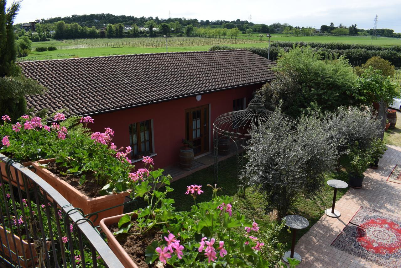 Agriturismo Mulino Bianco Lonato del Garda Exterior foto